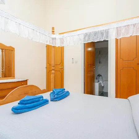 Villa Sun Polis